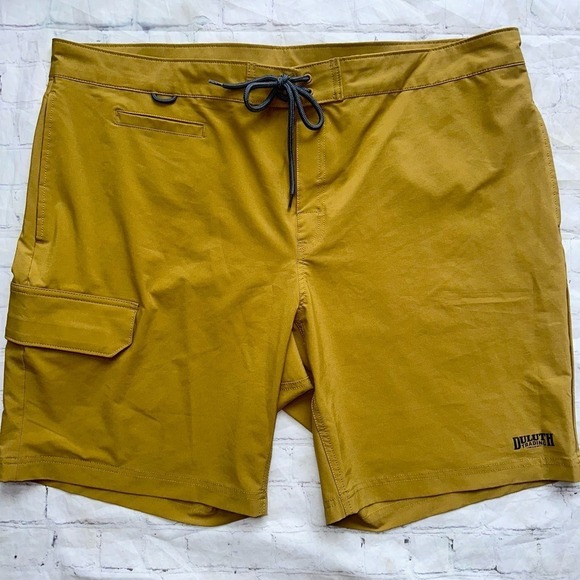 NWOT Men’s 42 Duluth Trading Board Shorts Swim - Picture 1 of 8